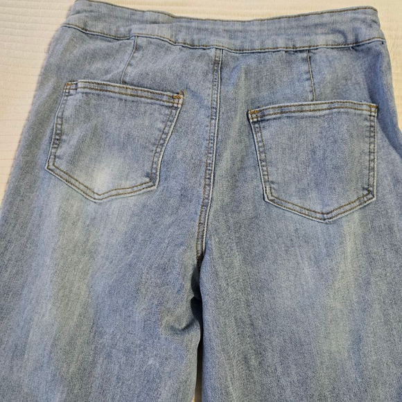 Women's Rue 21 Light Blue Flare Jeans Size 7 - Picture 11 of 11